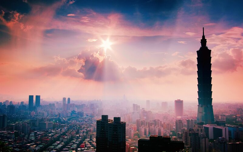 Taipei 101 at Sunset — Pink