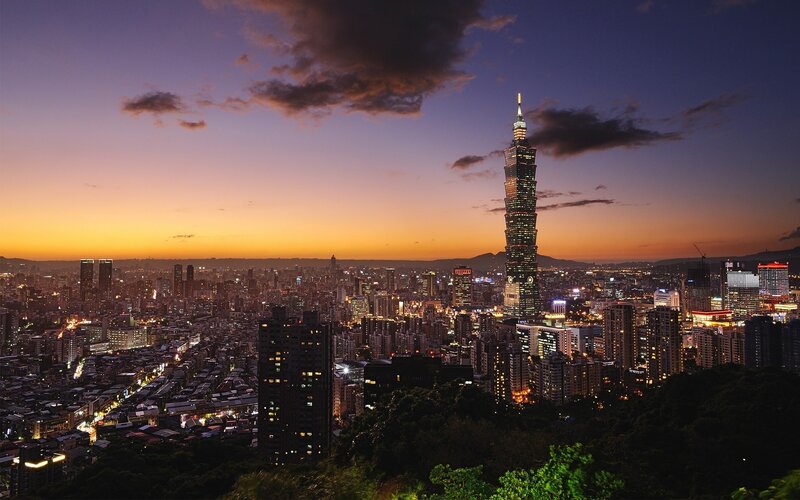 Taipei 101 Skyscraper — Purple, Dramatic, Sunset
