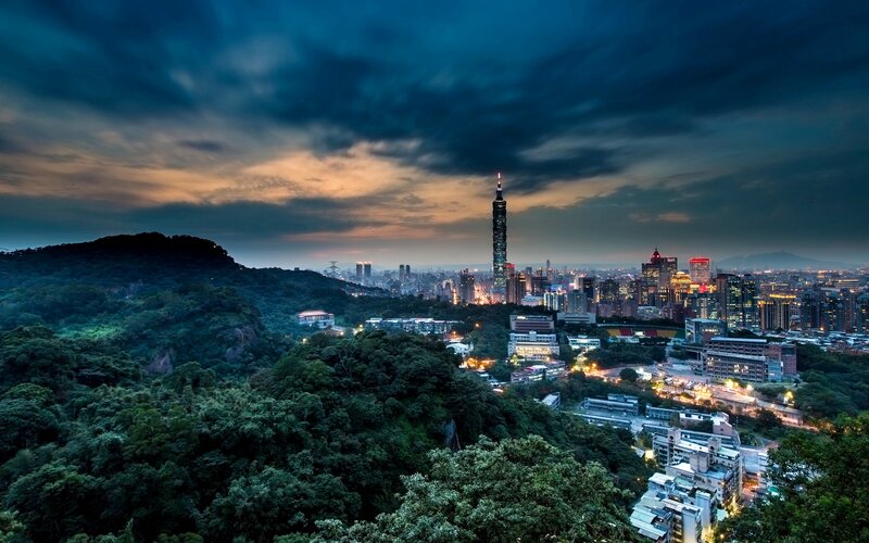 Taipei Skyline at Dusk — Blue, Dramatic