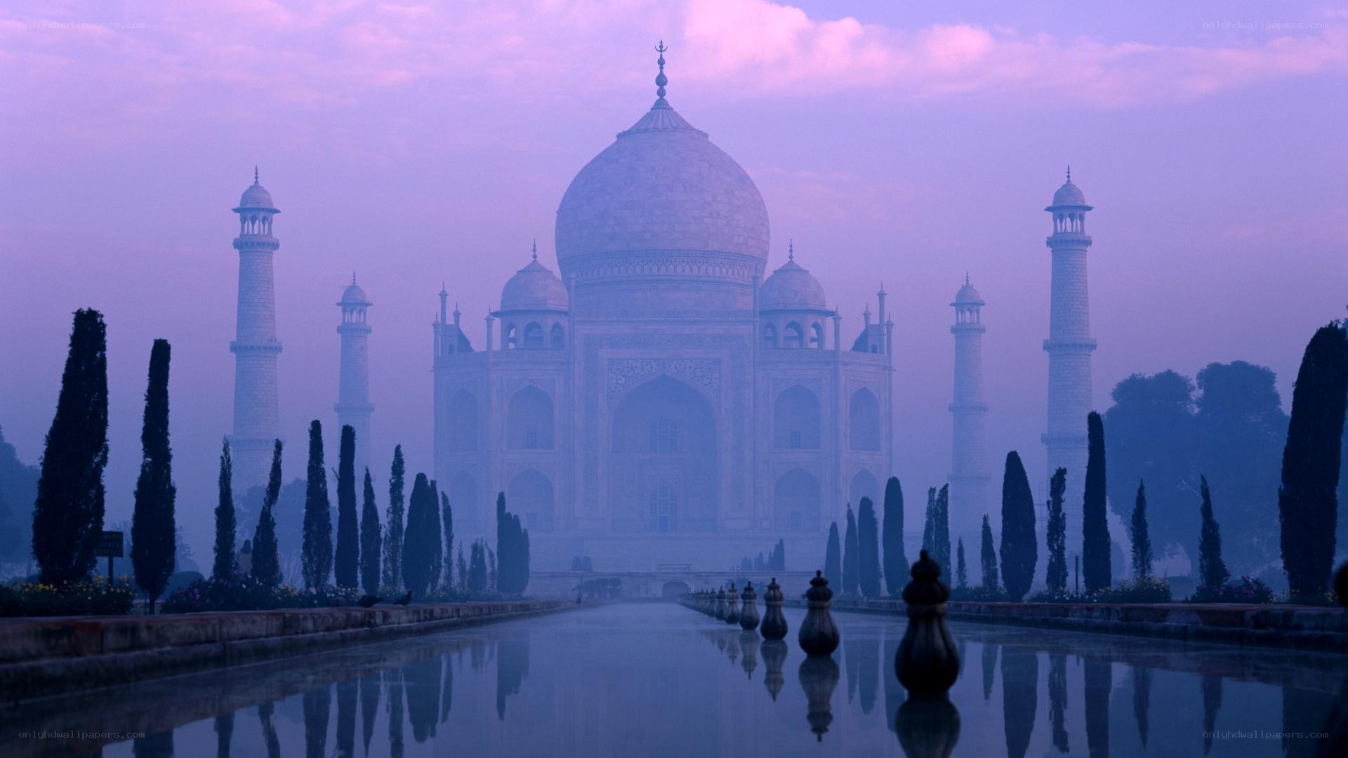 Taj Mahal at dawn