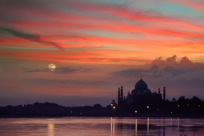 Taj Mahal at Dusk — Red