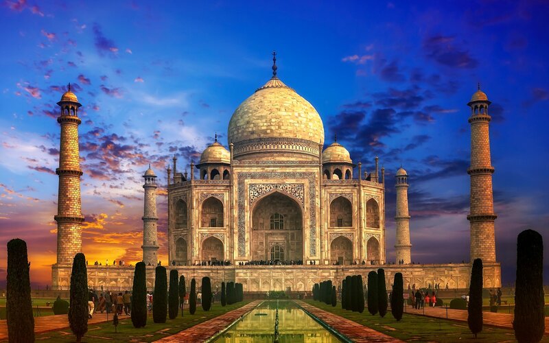 Taj Mahal at Sunset — Blue