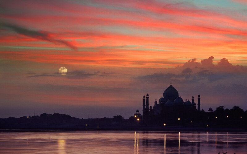 Taj Mahal at sunset with moon