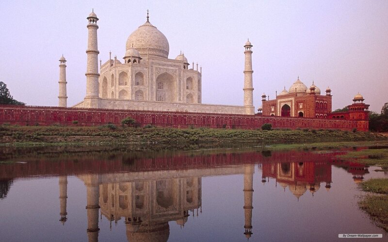 Taj Mahal reflection