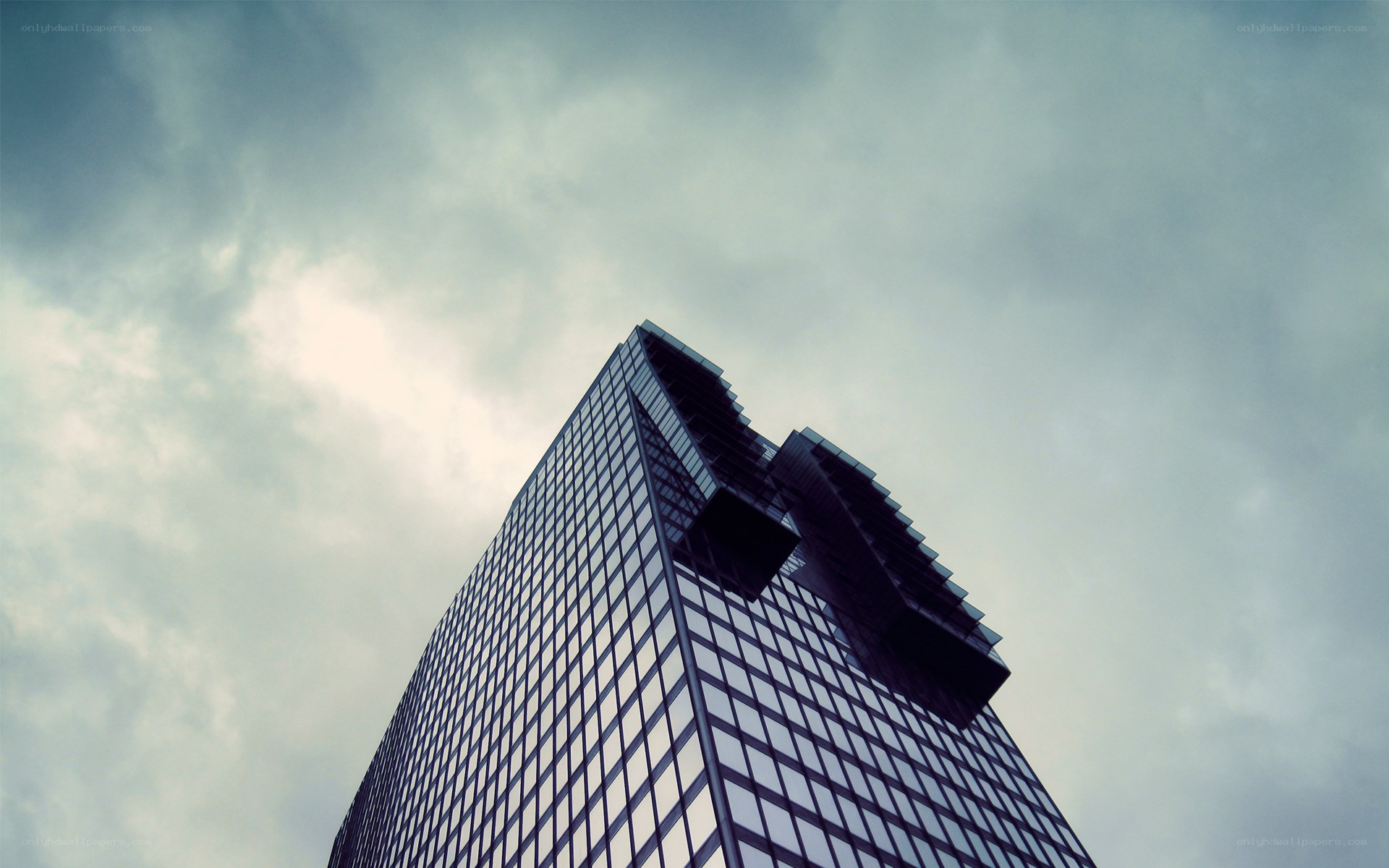tall glass skyscraper