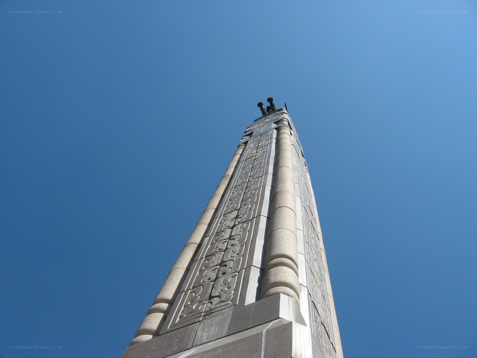 tall monument against blue sky