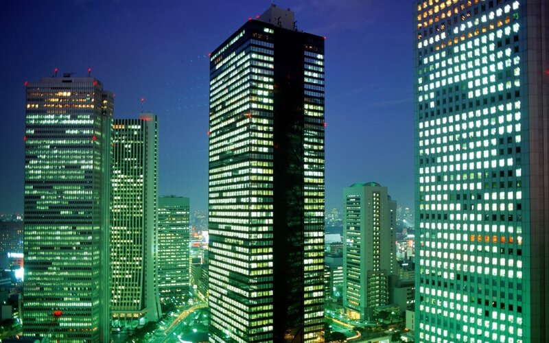 Tall Skyscrapers at Night — Green