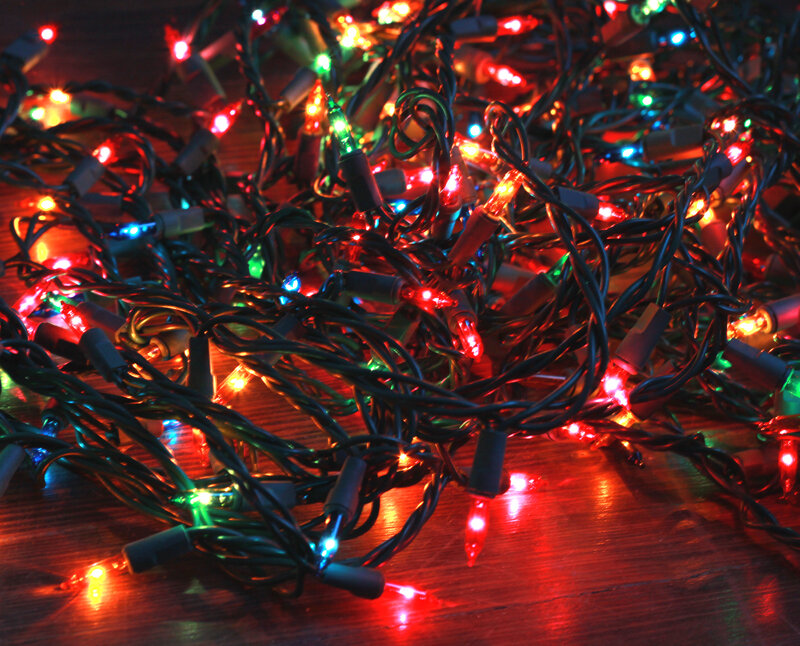 Tangled Christmas Lights — Red