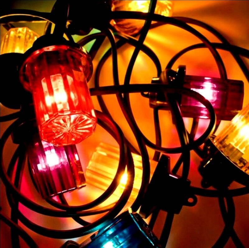 Tangled String Lights — Red