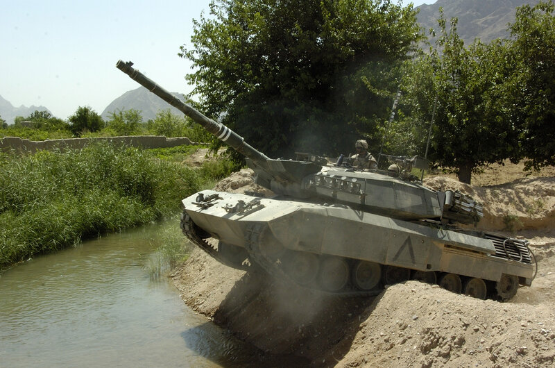 Tank crossing a river