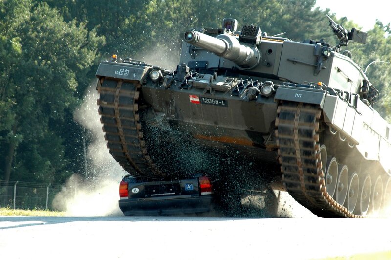 Tank Crushing Car — Green