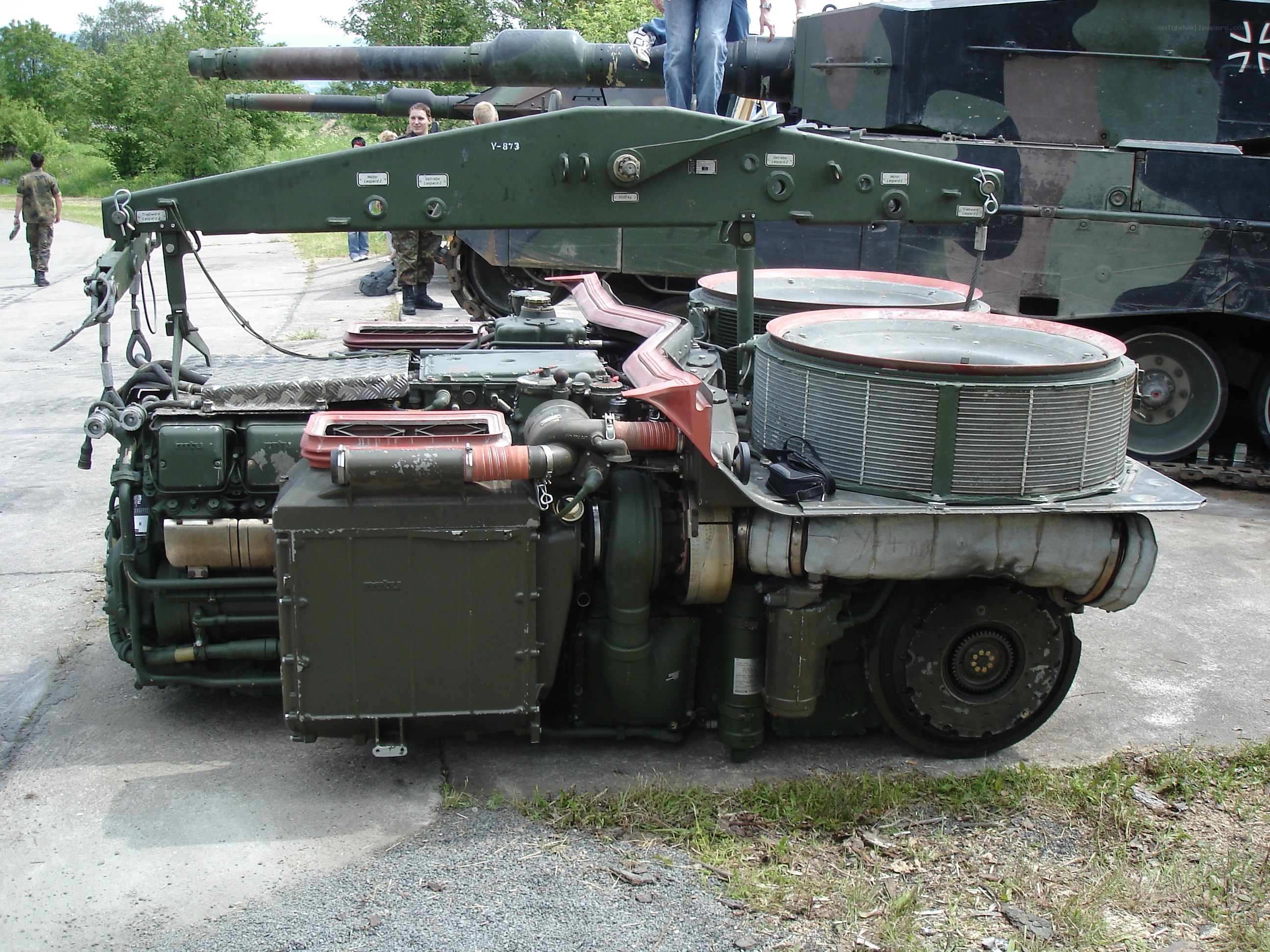 Tank engine and crane components