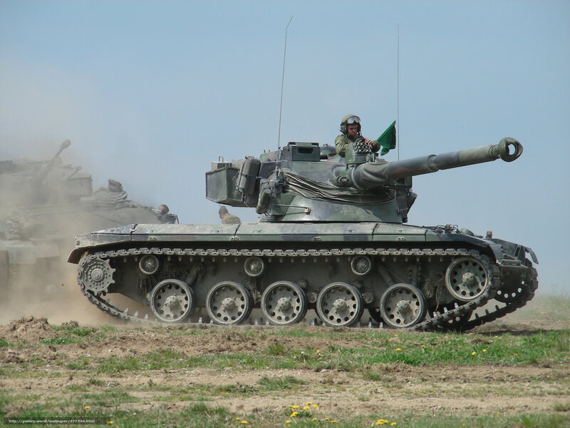 Tank in Motion