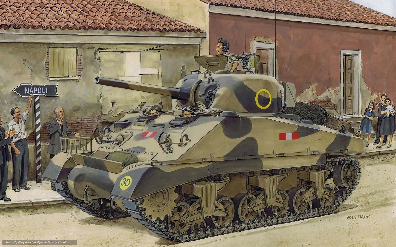 Tank in Naples street