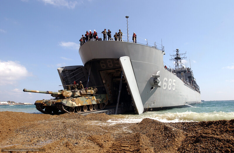 Tank landing from naval vessel