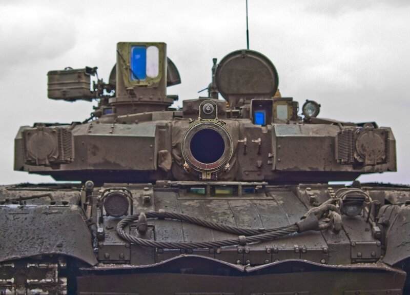tank turret with optical sensors