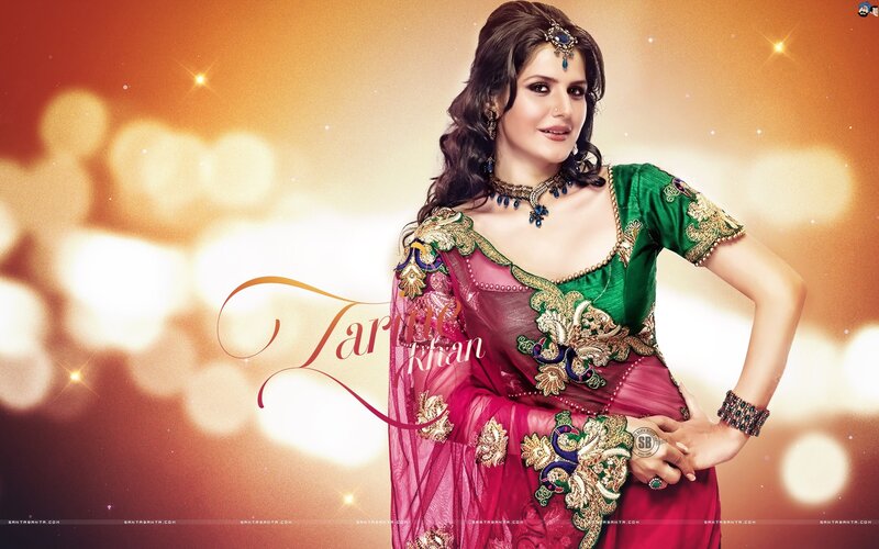 Tarane Khan in traditional attire