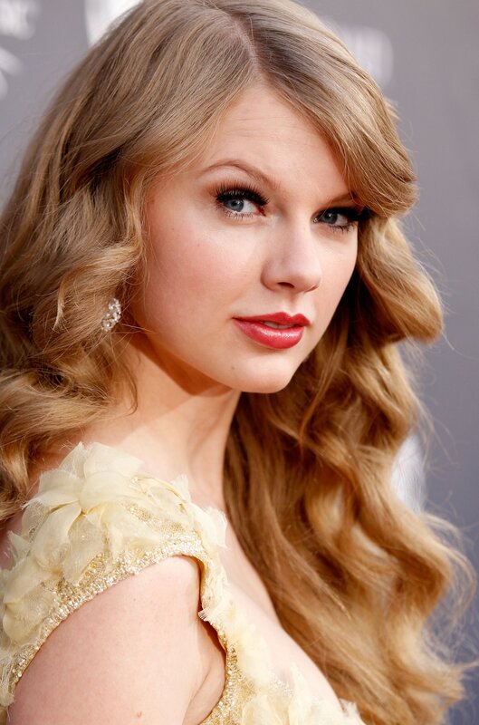 Taylor Swift at a red carpet event