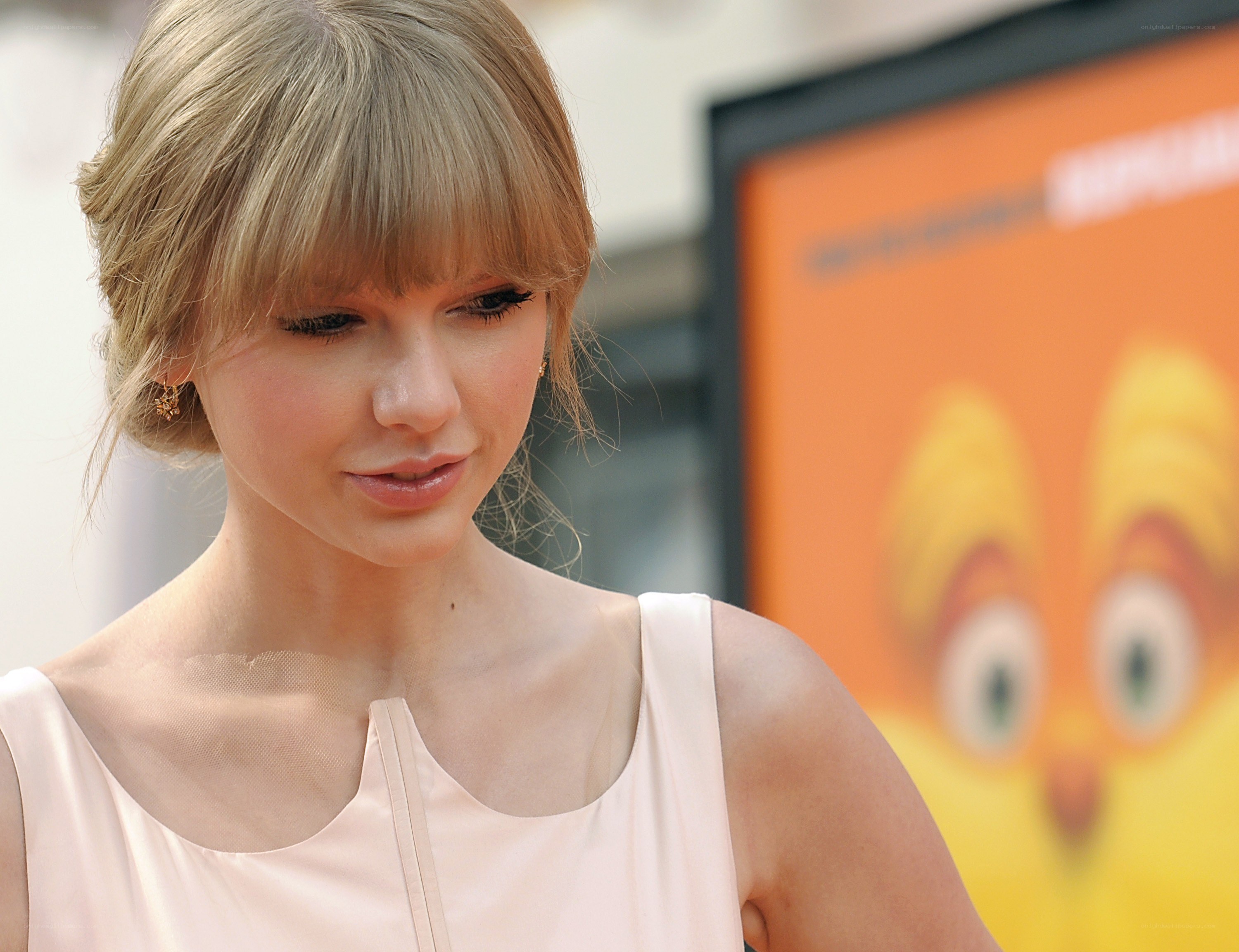 Taylor Swift at event