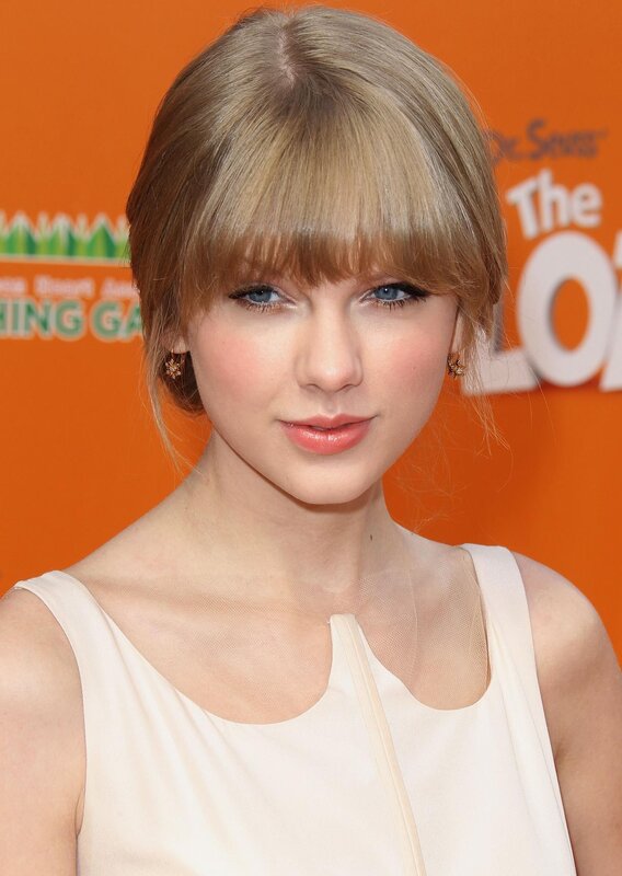 Taylor Swift at event
