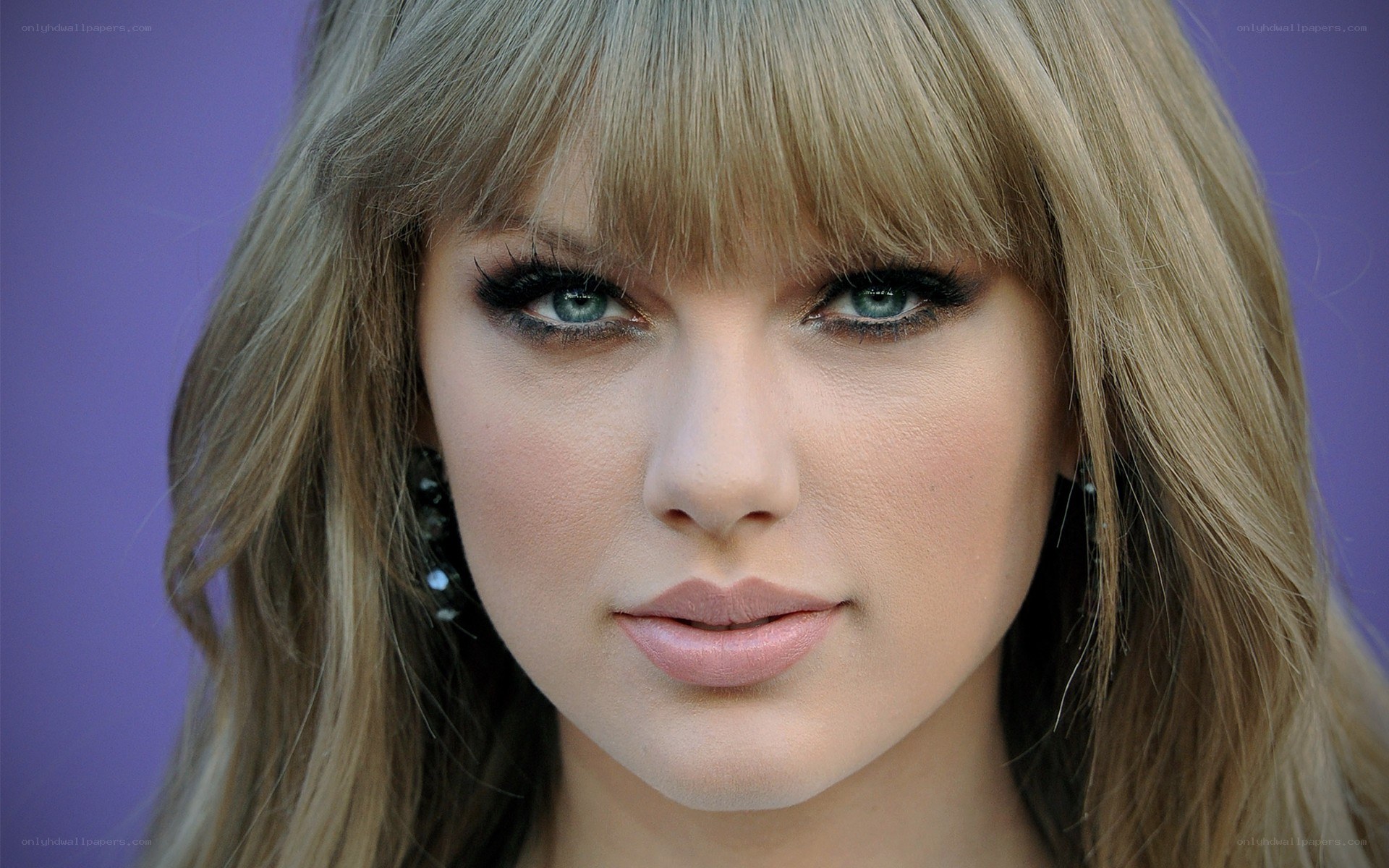 Taylor Swift portrait