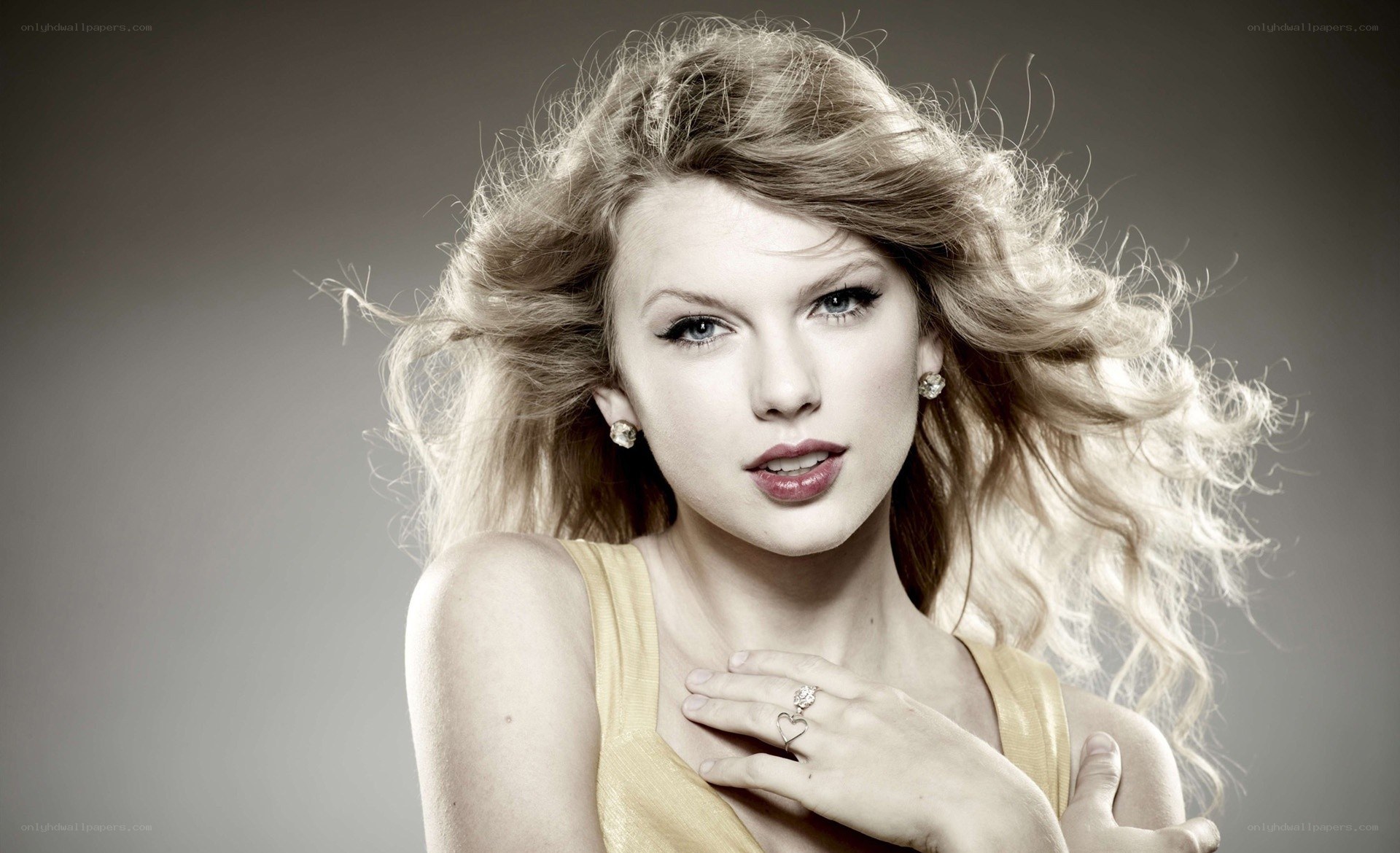 Taylor Swift portrait