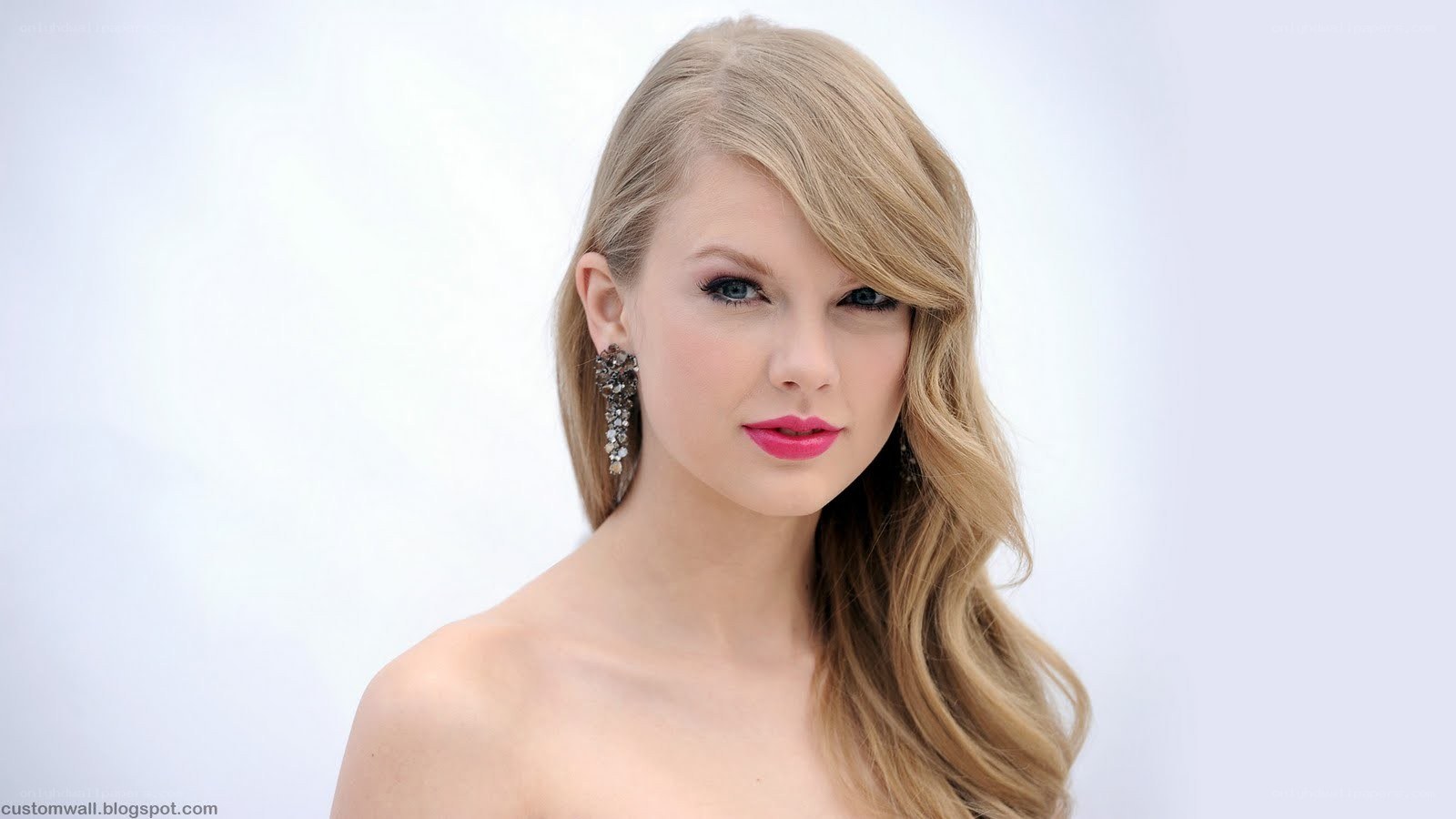 Taylor Swift portrait