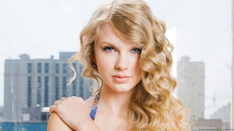 Taylor Swift portrait