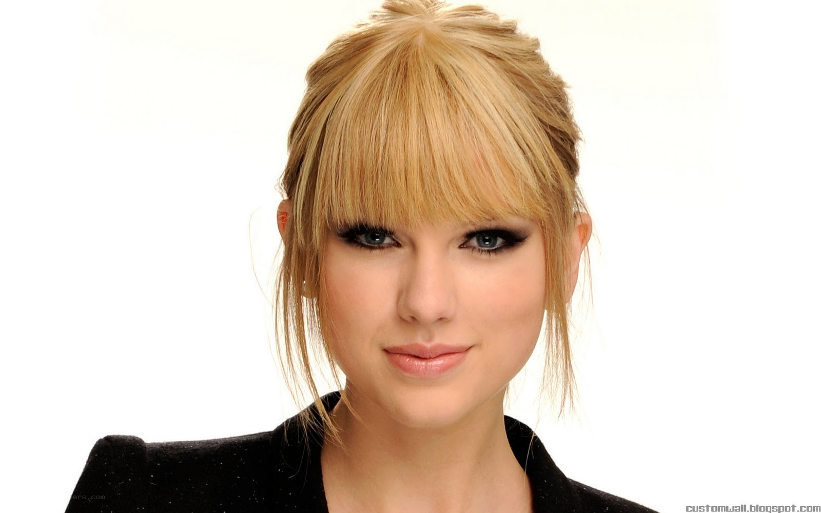 Taylor Swift portrait