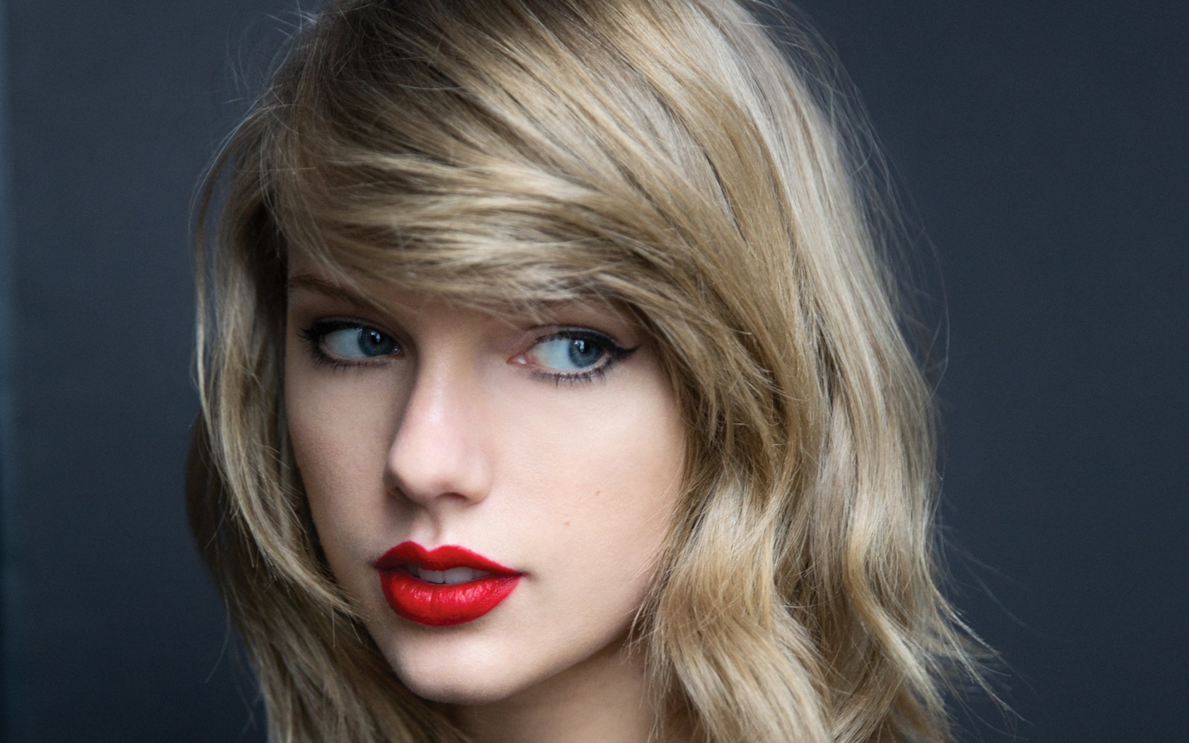 Taylor Swift portrait