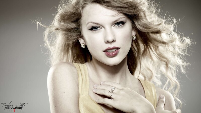 Taylor Swift portrait