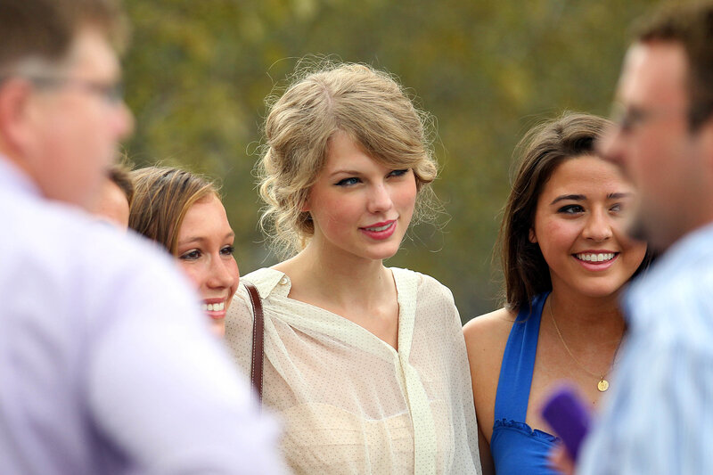 Taylor Swift with fans