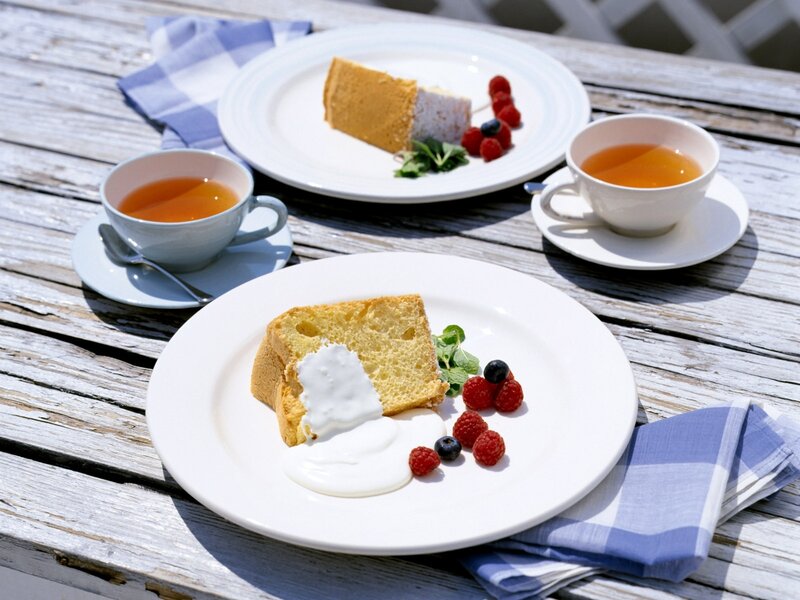 Tea and cake on a wooden table