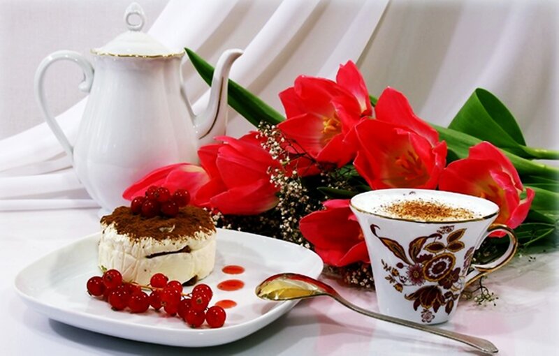 Tea and Dessert with Flowers — White