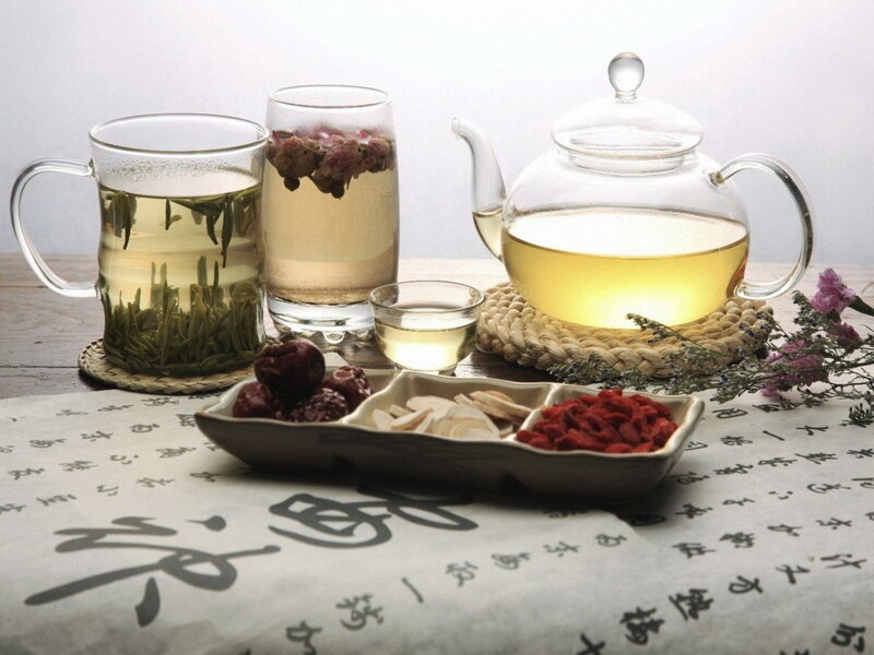 Tea and herbal ingredients
