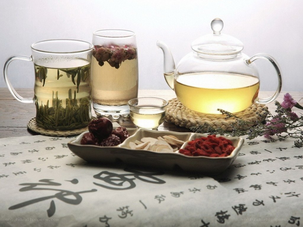 Tea and herbal ingredients