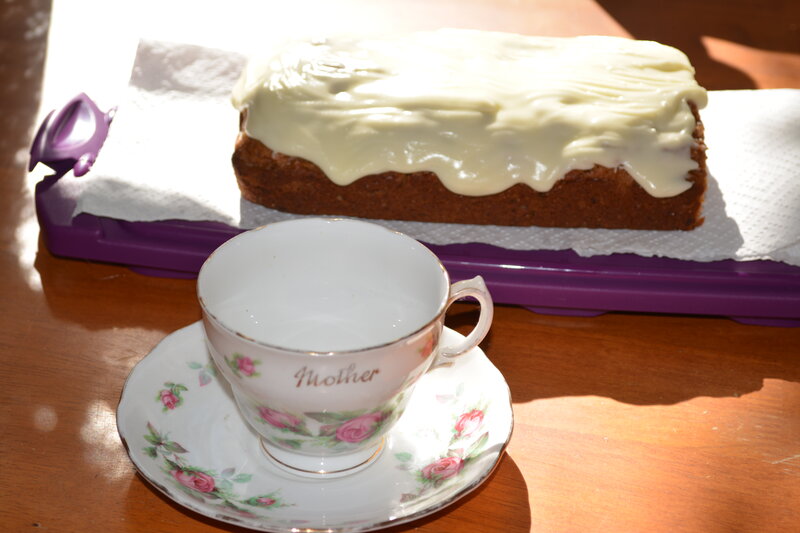Tea Cup and Cake — Brown