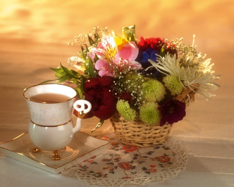 Tea Cup and Flower Basket — White