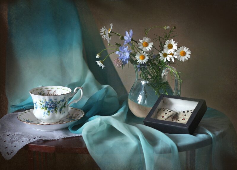 Tea Cup and Flowers — Blue