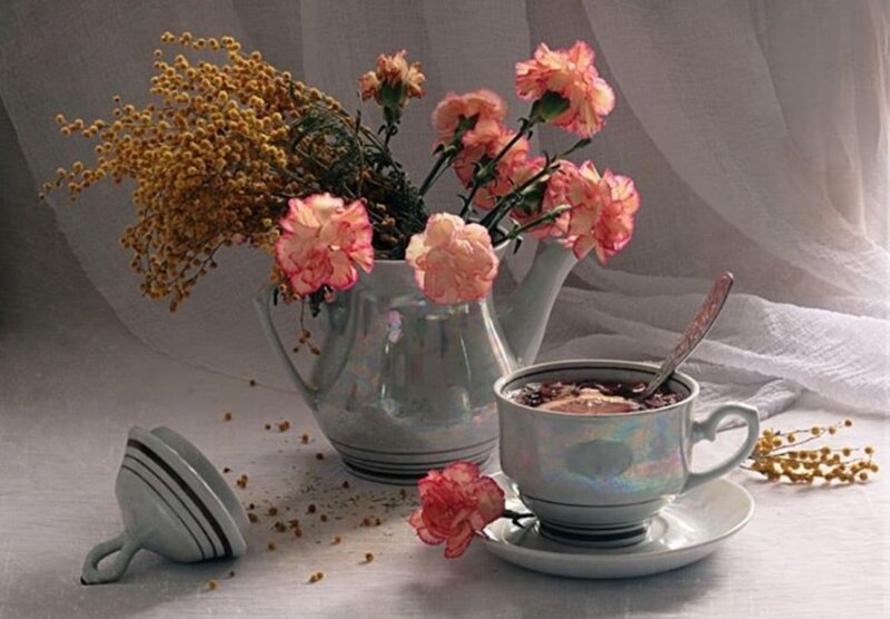 Tea Cup and Flowers — White