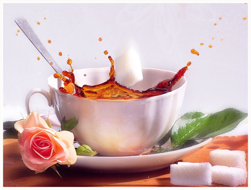 Tea Cup Splashing — White, Dramatic