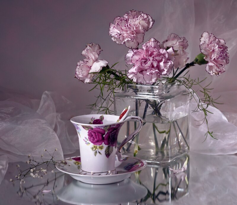 Tea Cup with Carnations — Pink