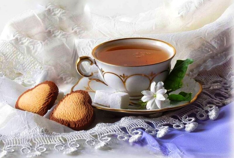 Tea Cup with Cookies — White