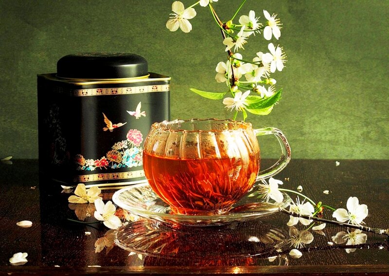 Tea Cup with Flowers — Green, Serene