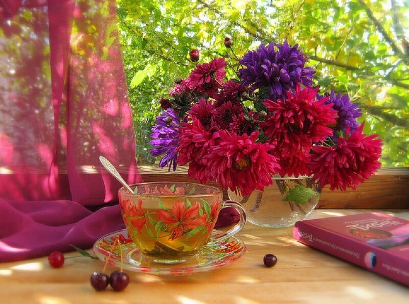 Tea Cup with Flowers — Purple