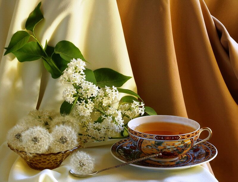 Tea Cup with Flowers — Yellow, Serene