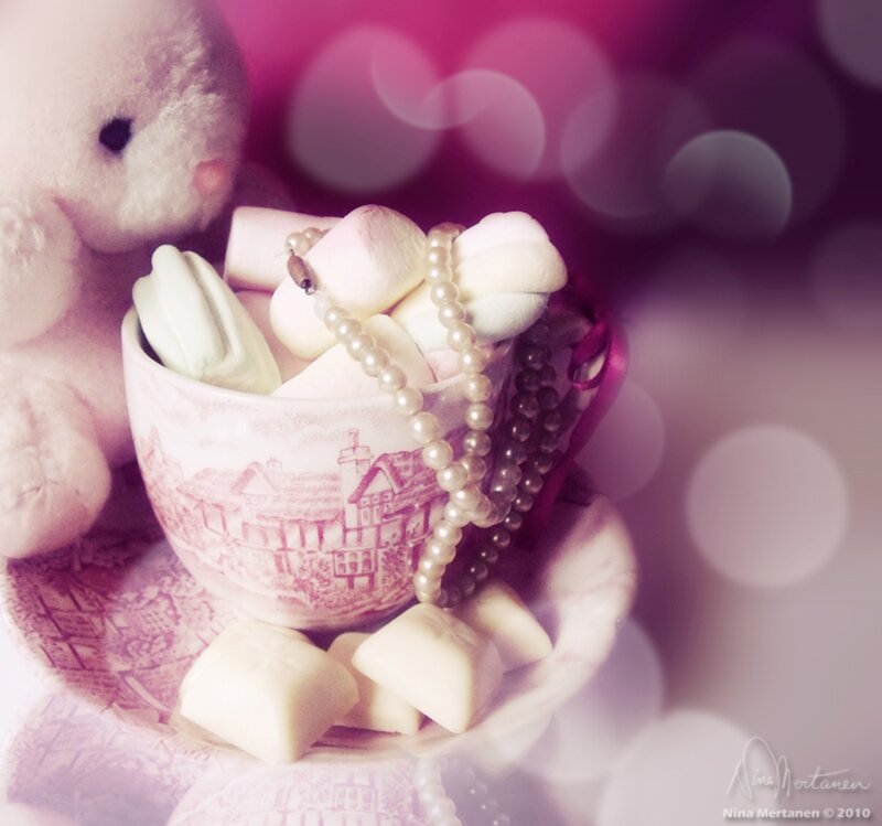 Tea Cup with Marshmallows