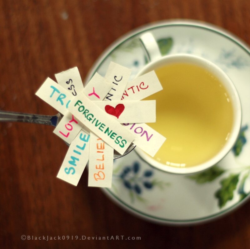 Tea Cup with Paper Strips — Brown