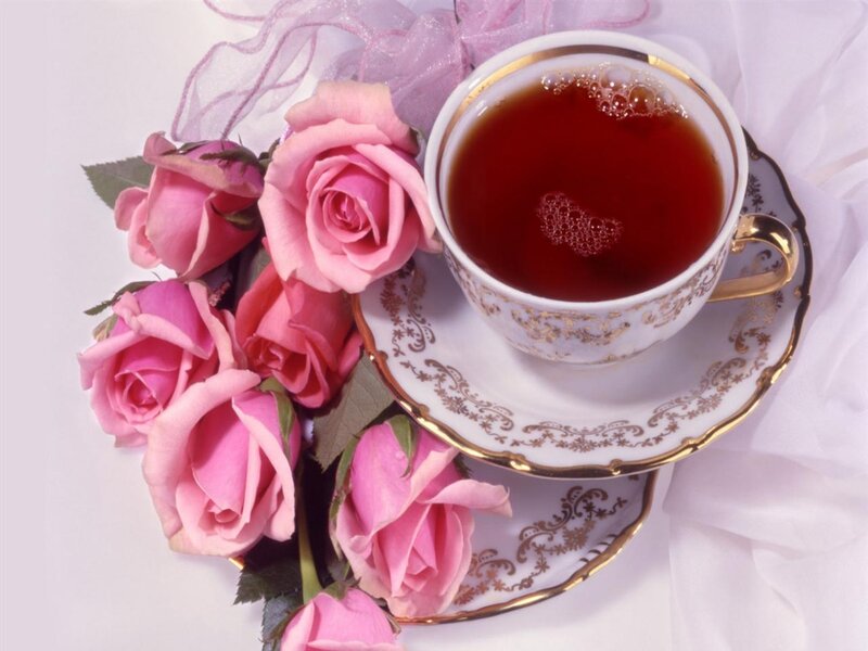 Tea Cup with Pink Roses