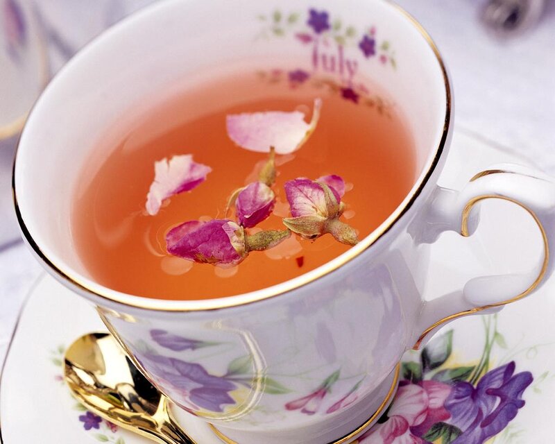 Tea Cup with Rose Petals — White